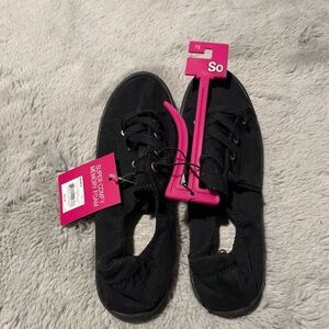 Black Women's Slip-On Sneakers with Memory Foam